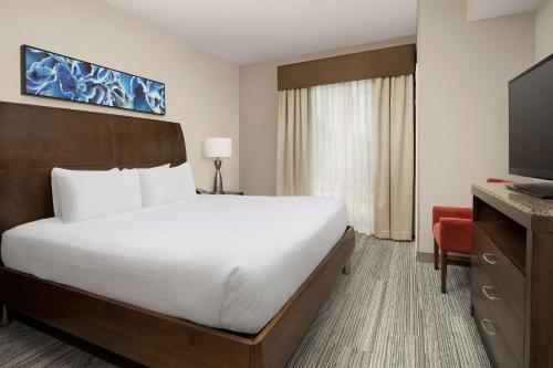 hilton garden inn charlotte airport