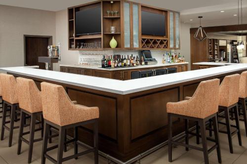 hilton garden inn charlotte airport