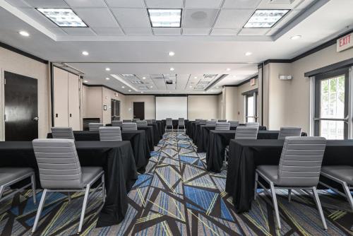 holiday inn express charlotte southeast matthews