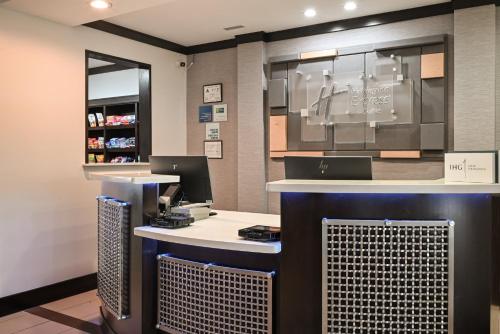 holiday inn express charlotte southeast matthews
