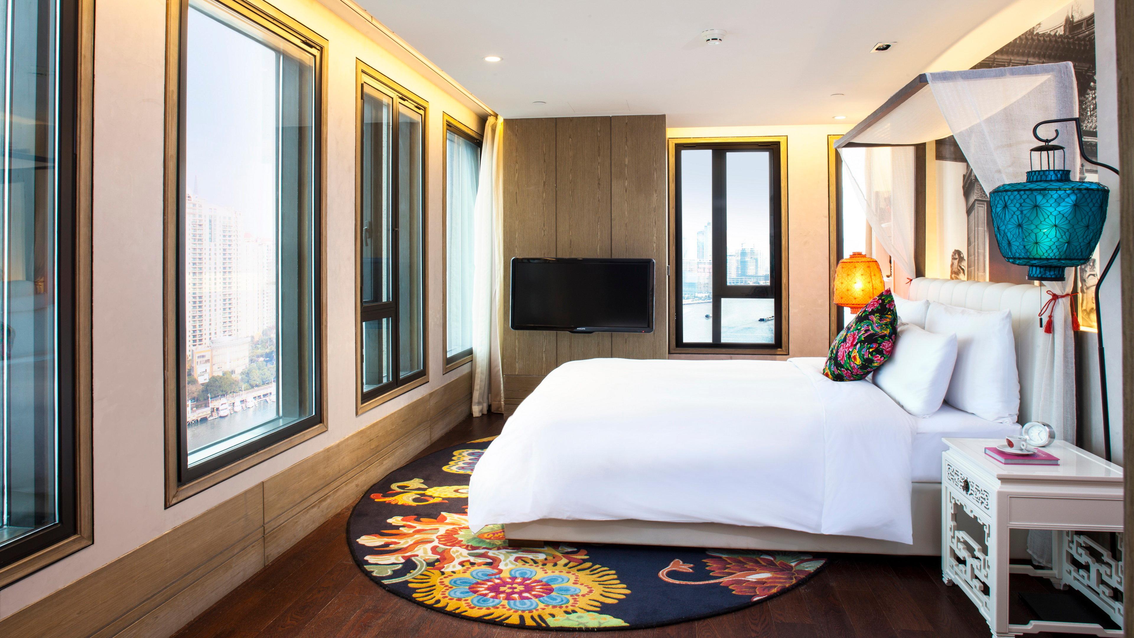 hotel indigo shanghai on the bund by ihg
