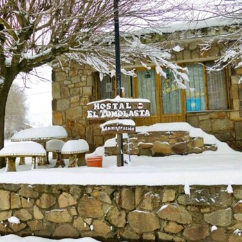 hostal el tomolasta