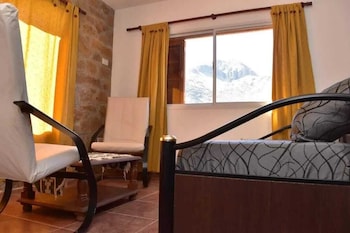 hostal el tomolasta