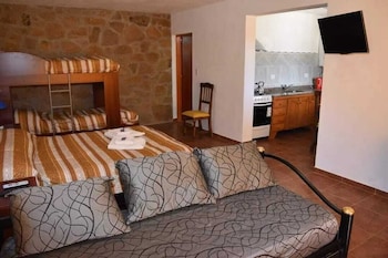 hostal el tomolasta