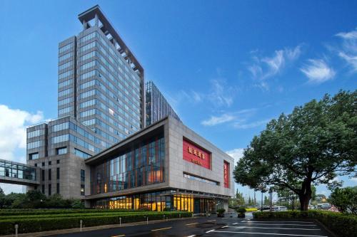 holiday inn shanghai hongqiao west by ihg