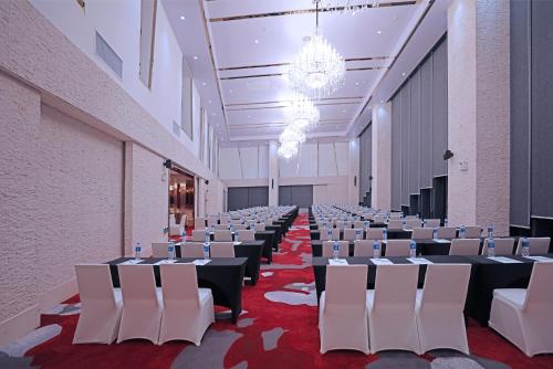 holiday inn shanghai hongqiao west by ihg