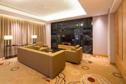 Crowne Plaza Shanghai Anting, An Ihg Hotel,Jiading>>Anting,4.5 star
