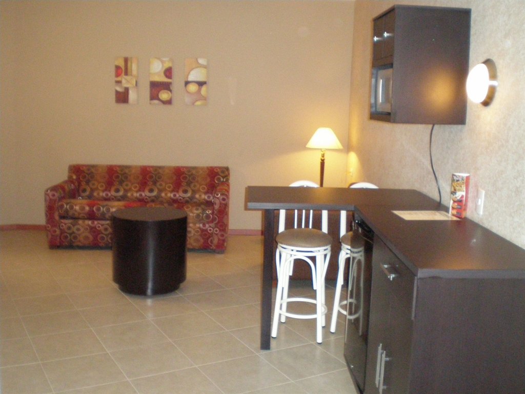 American Inn Hotel & Suites Delicias,Delicias>>Chihuahua,3 star