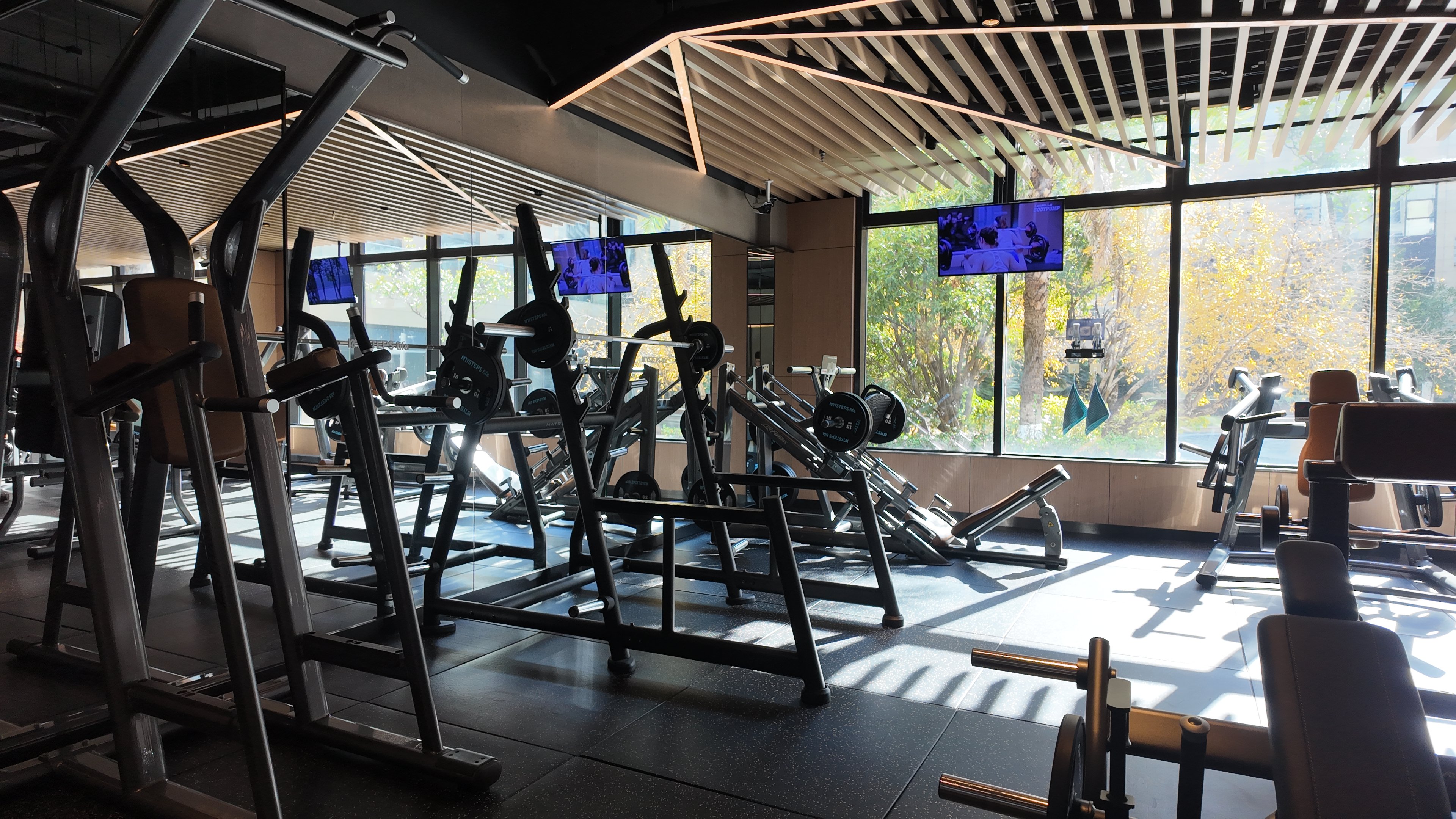 holiday inn shanghai hongqiao by ihg