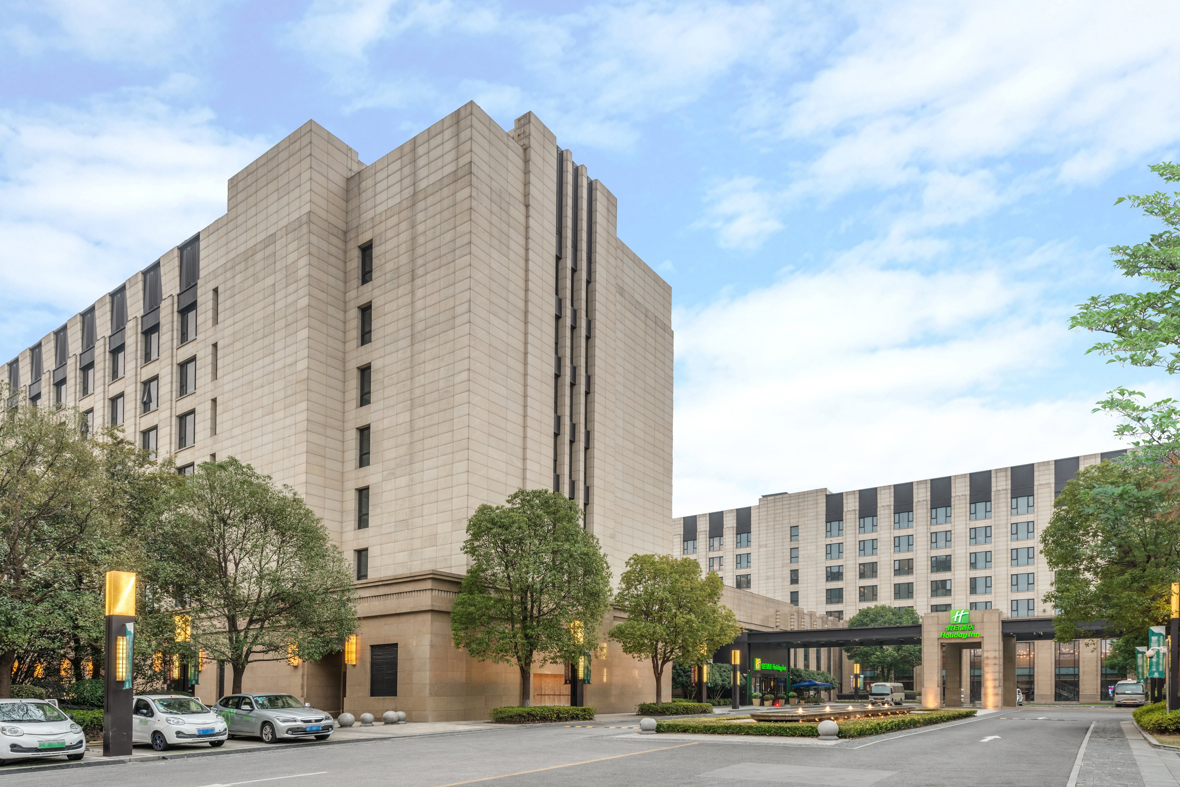 holiday inn shanghai hongqiao by ihg