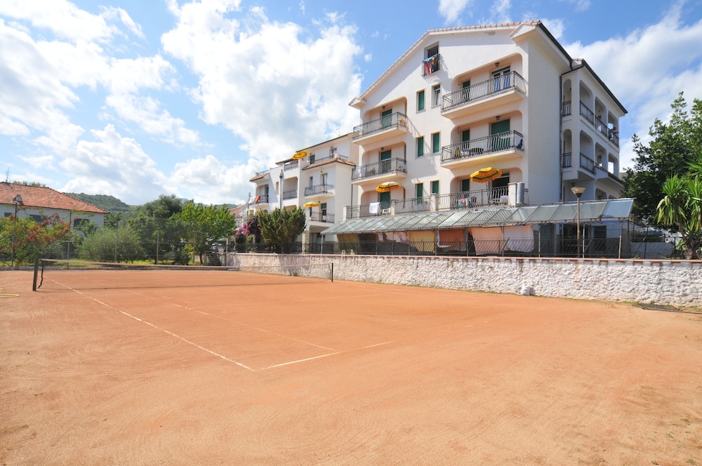residence il borgo degli ulivi resort