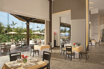 dreams vallarta bay resort and spa all inclusive