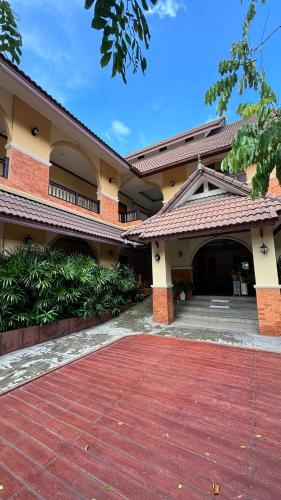 baan lanna hotel
