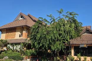 baan lanna hotel