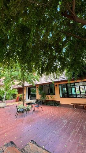 baan lanna hotel