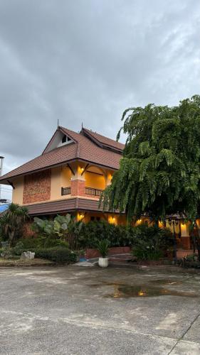 baan lanna hotel