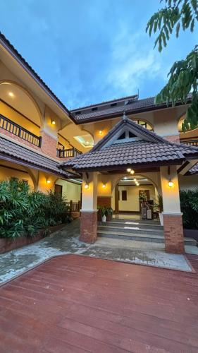 baan lanna hotel