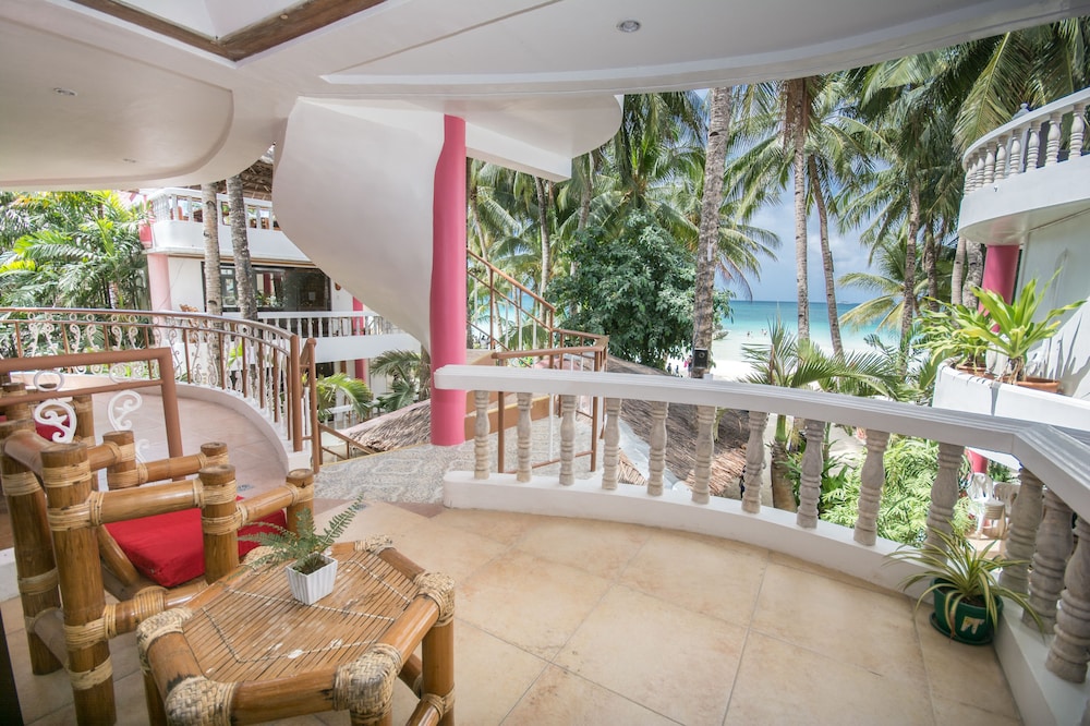 nigi nigi too beach resort