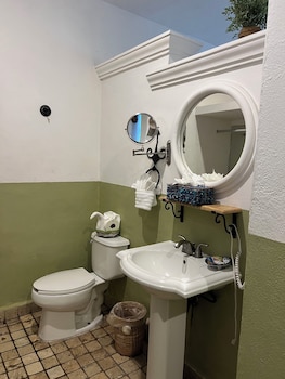 el encanto inn