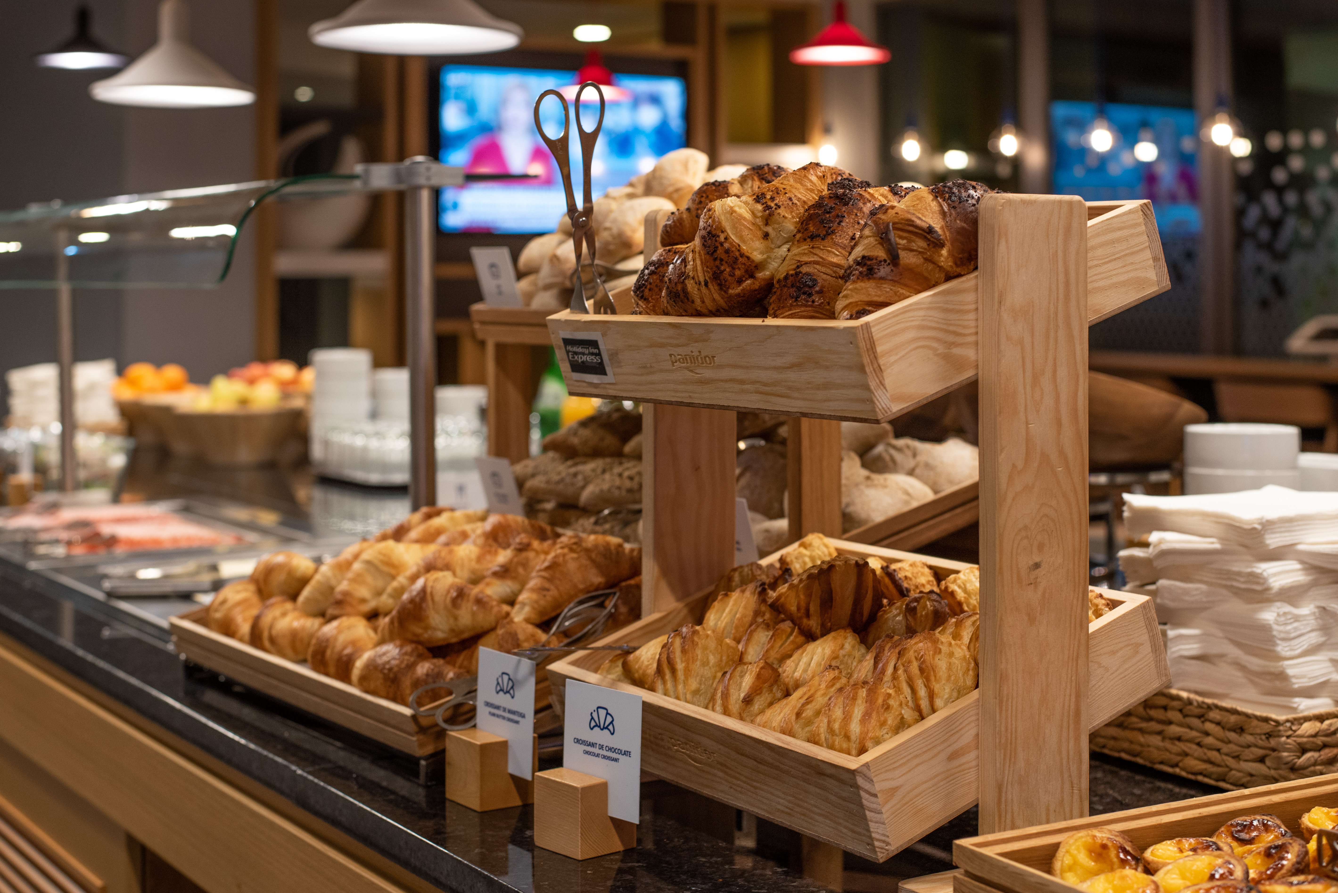 holiday inn express lisbon airport by ihg