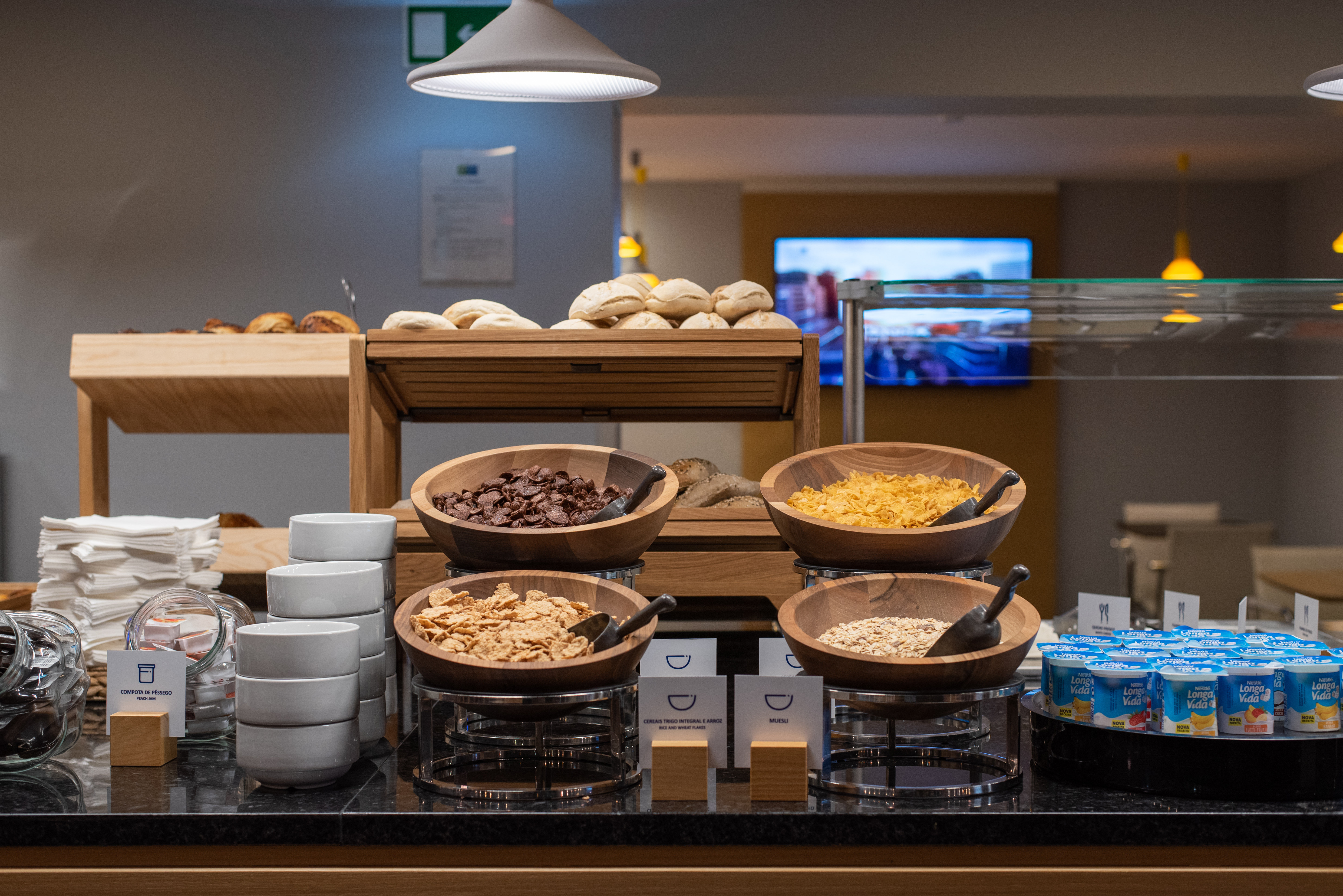 holiday inn express lisbon airport by ihg