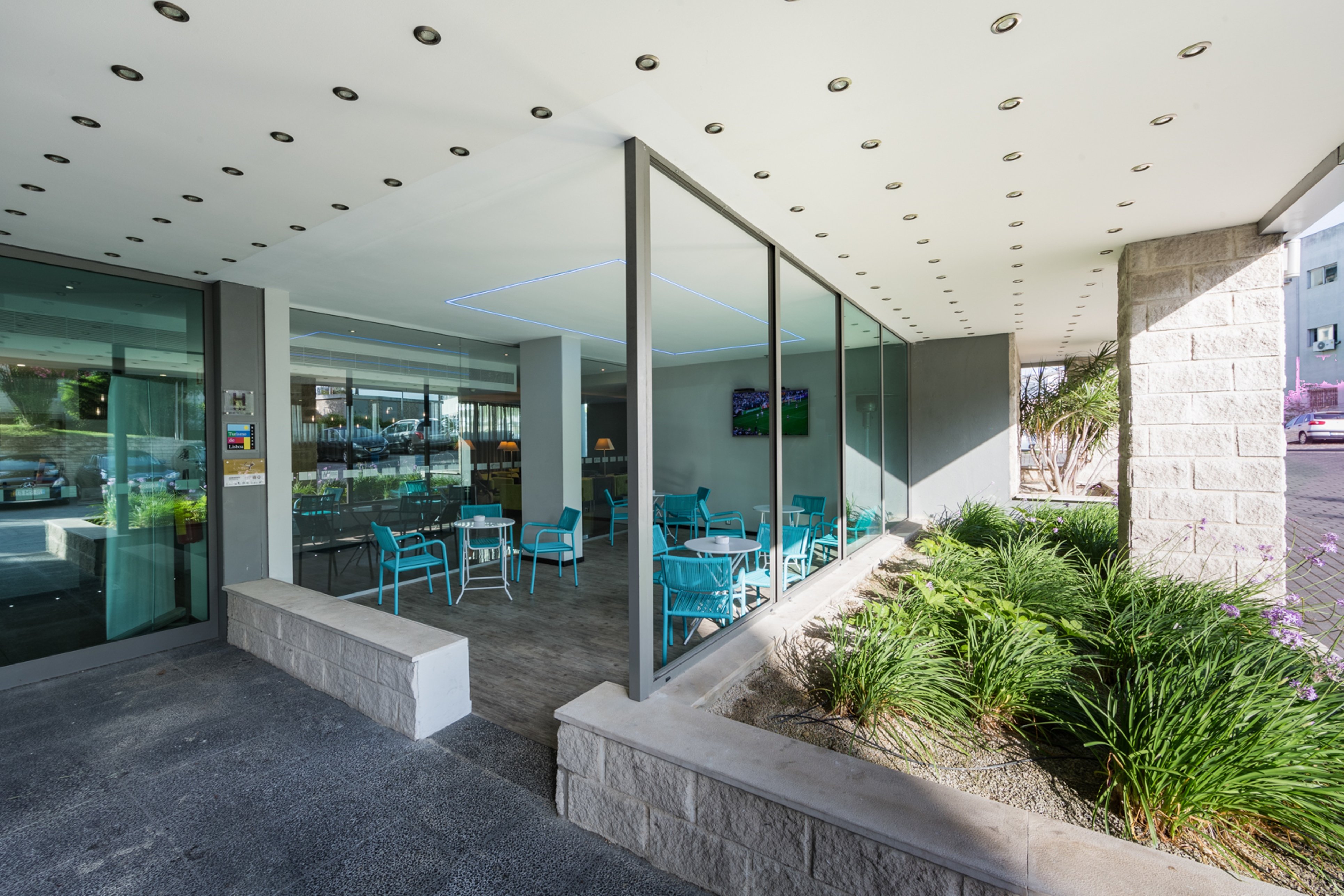 holiday inn express lisbon airport by ihg