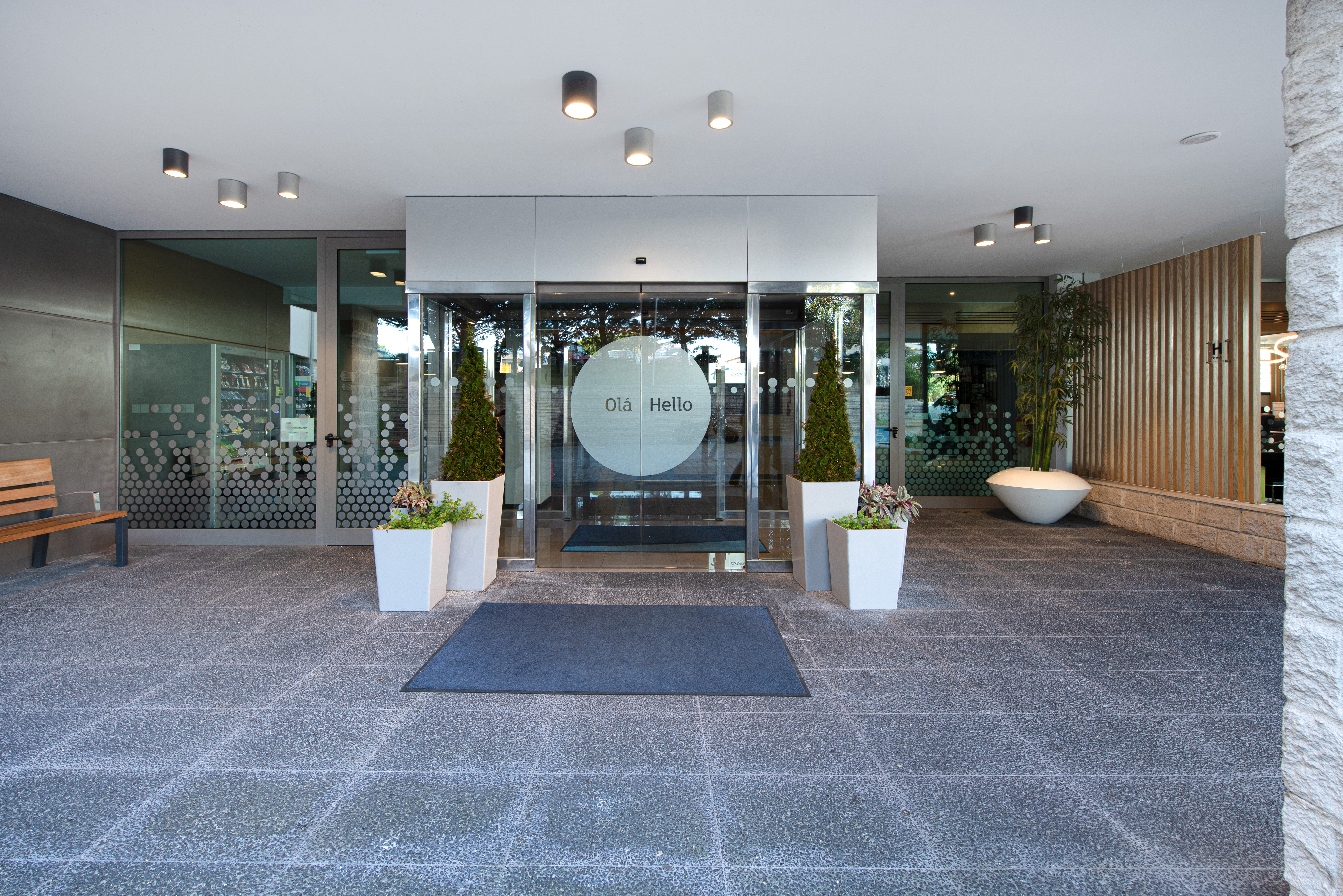 holiday inn express lisbon airport by ihg