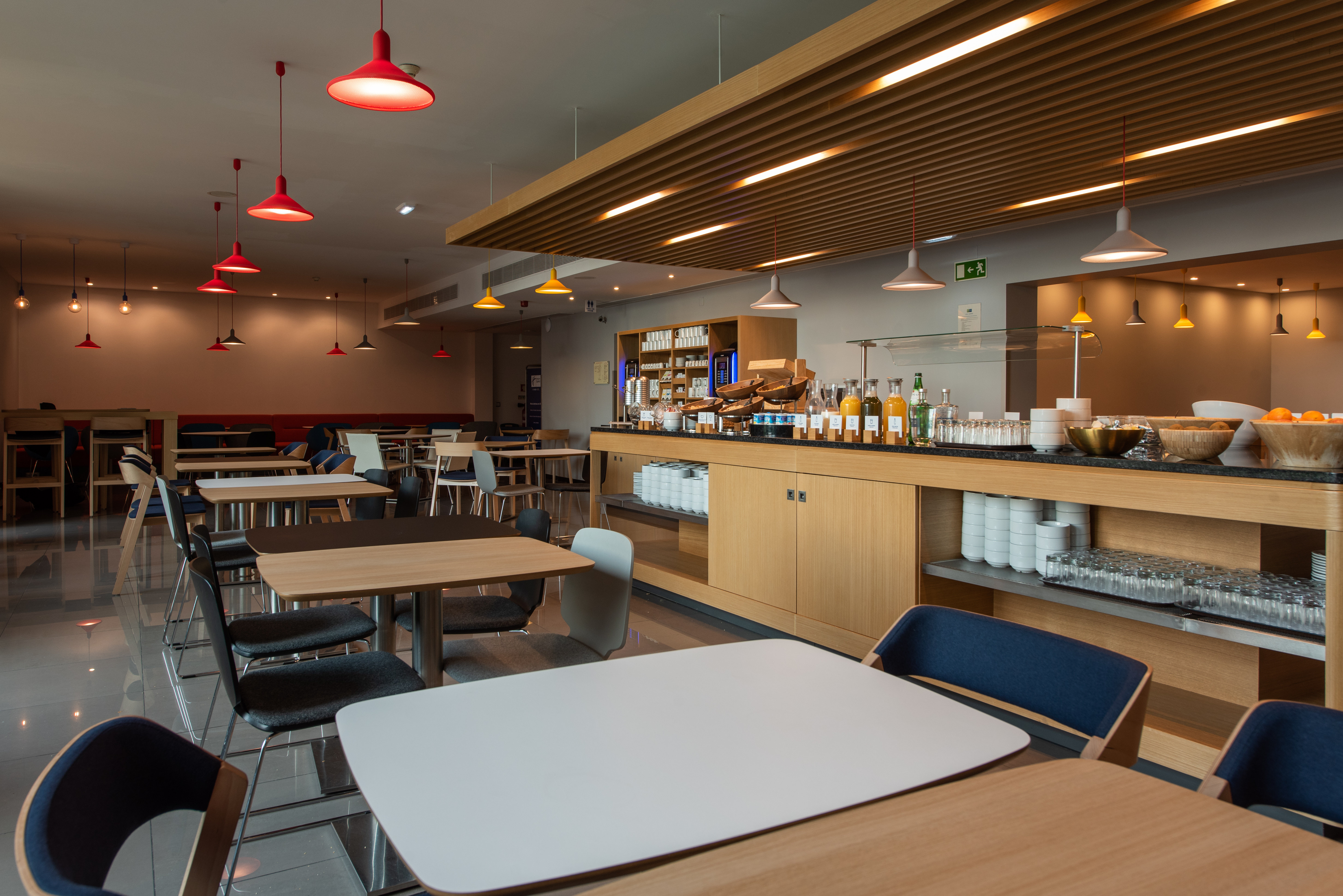 holiday inn express lisbon airport by ihg