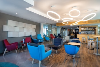Holiday Inn Express Lisbon Airport By Ihg,Loures>>Lisbon,3 star