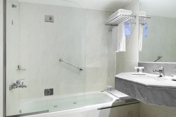 cyan americas towers hotel