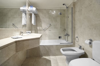 cyan americas towers hotel