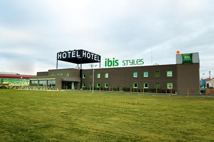 ibis styles lleida torrefarrera