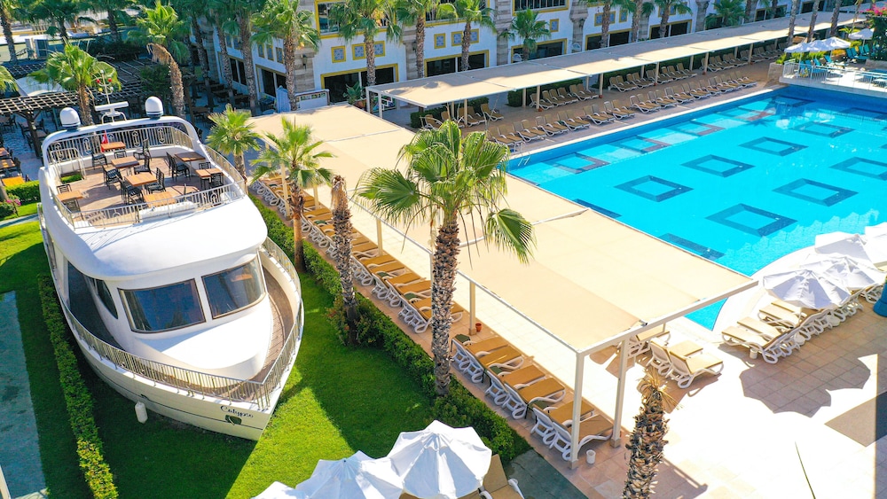 crystal sunset luxury resort and spa all inclusive