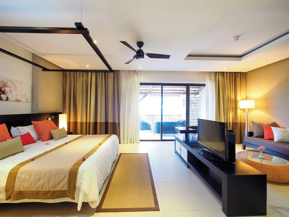 crystals beach resort belle mare a member of radisson individuals