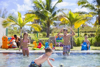 Maritim Crystals Beach Hotel Mauritius,Near Palmar Beach,4 star