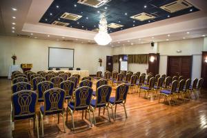 pearle beach resort and spa