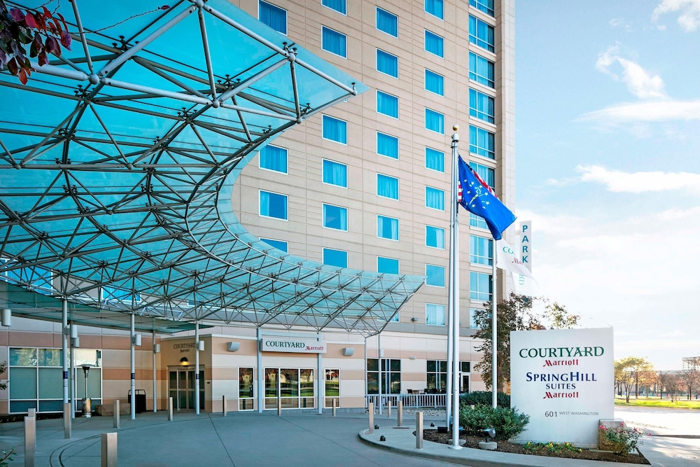 courtyard by marriott indianapolis downtown