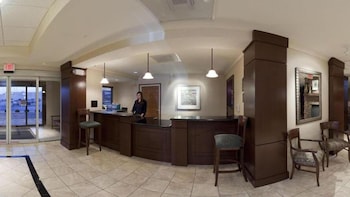 Staybridge Suites Indianapolis Downtown - Convention Center By Ihg,Near Lucas Oil Stadium,3 star