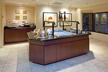 Staybridge Suites Indianapolis Downtown - Convention Center, An Ihg Hotel,Near Lucas Oil Stadium,3 star