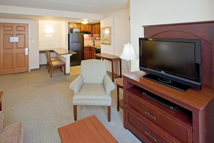 staybridge suites indianapolis downtown convention center by ihg