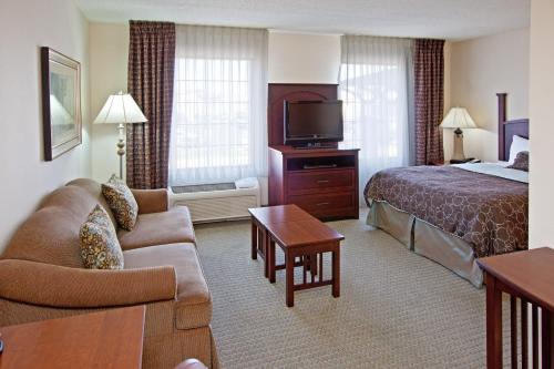 staybridge suites indianapolis downtown convention center by ihg