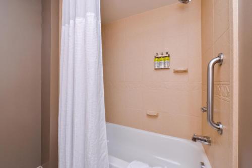 staybridge suites indianapolis downtown convention center by ihg