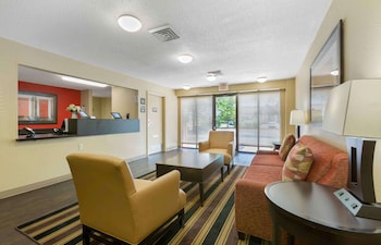 extended stay america suites toledo maumee