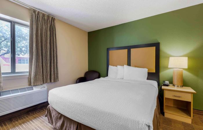 extended stay america suites toledo maumee