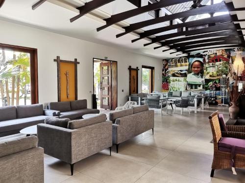 Laguna Beach Hotel & Spa,Belle Mare>>Beau Champ,3 star