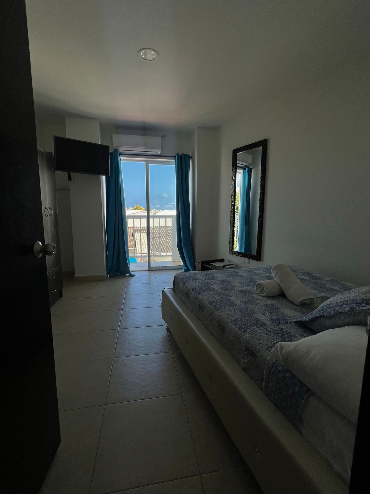 caribbean island hotel