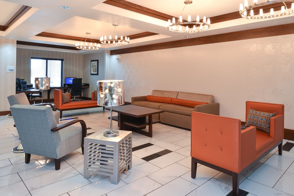 holiday inn express and suites greenfield by ihg