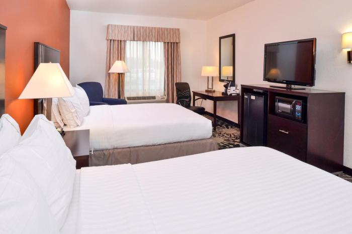 holiday inn express and suites greenfield by ihg