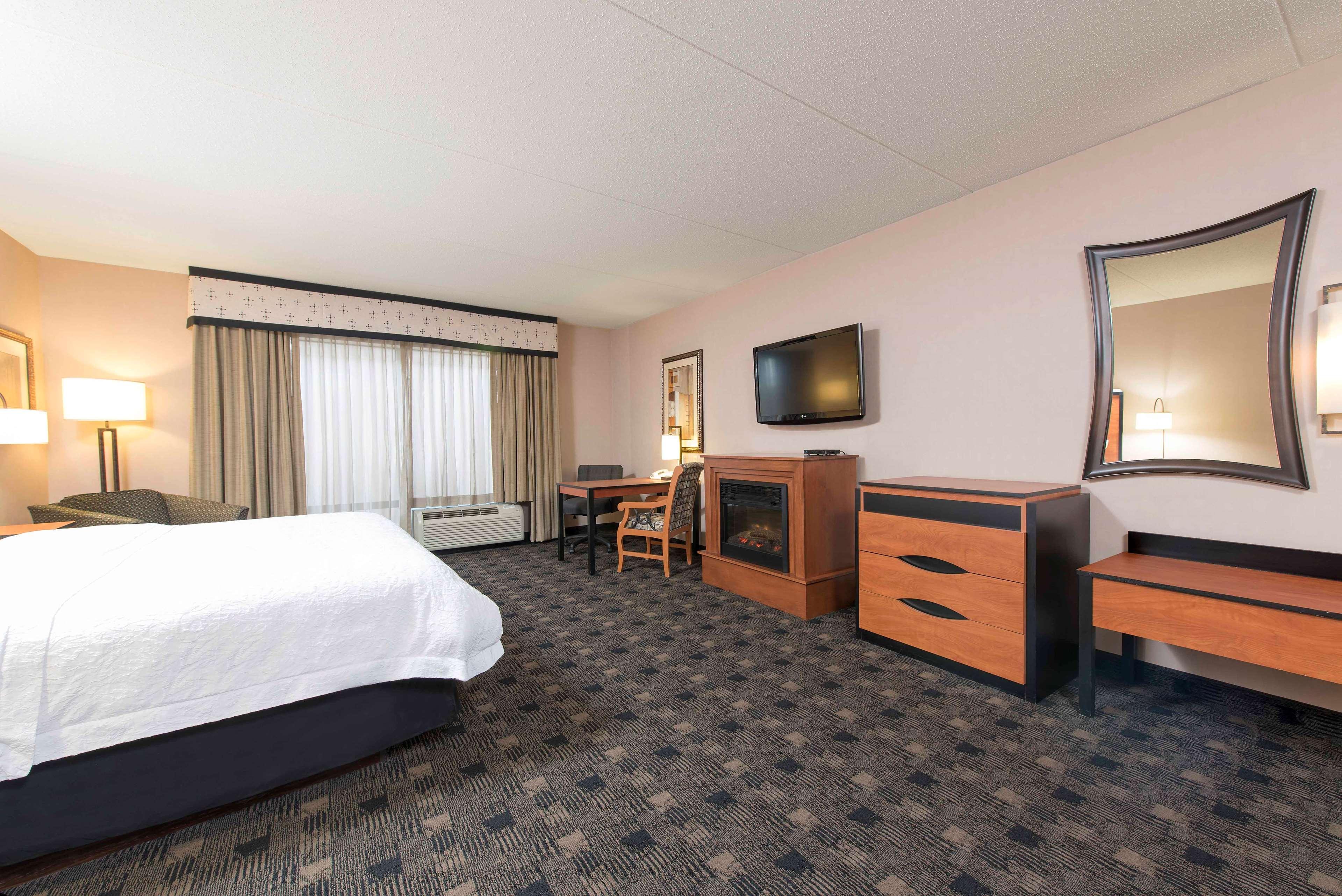 hampton inn and suites indianapolis fishers