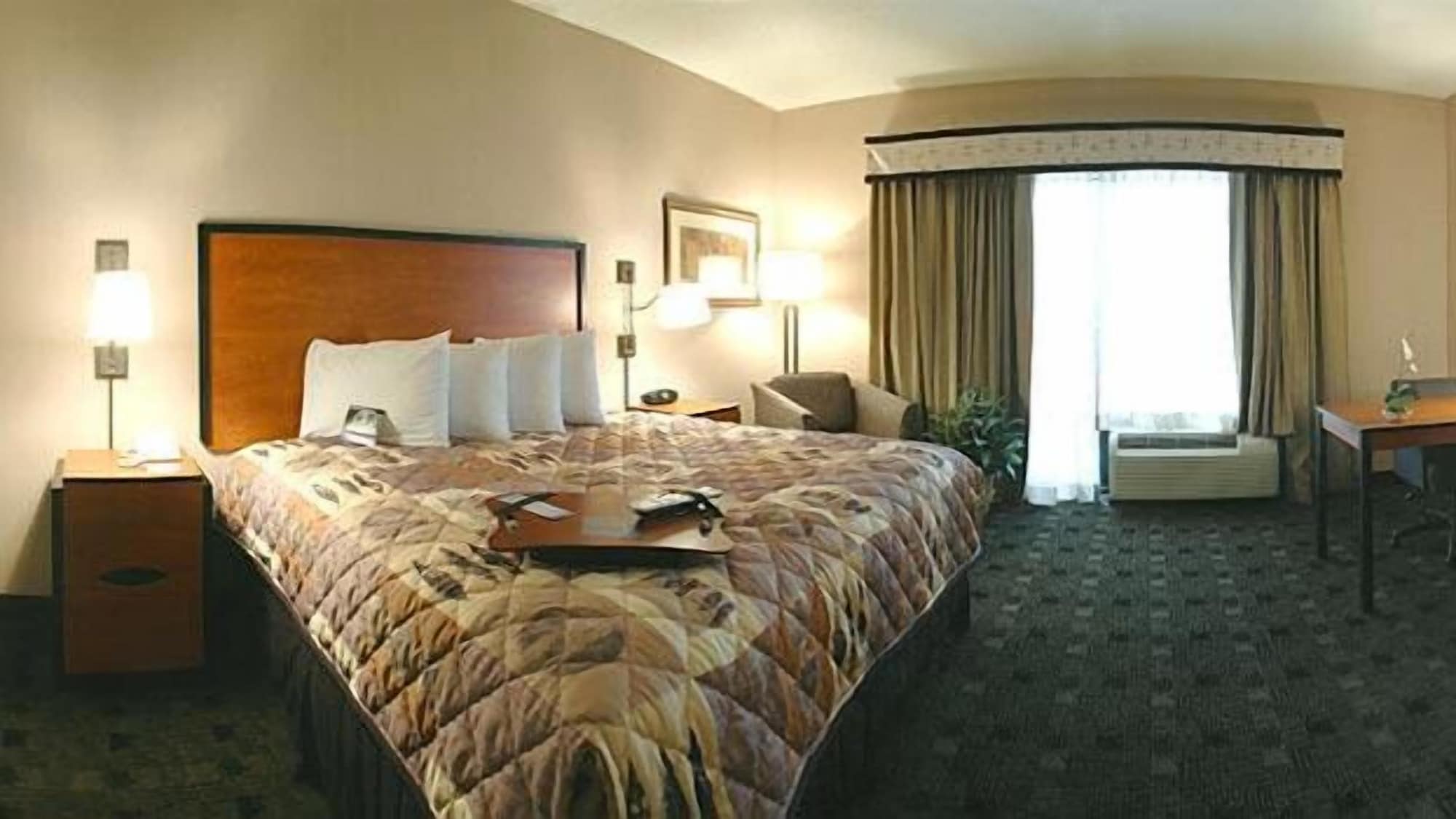hampton inn and suites indianapolis fishers